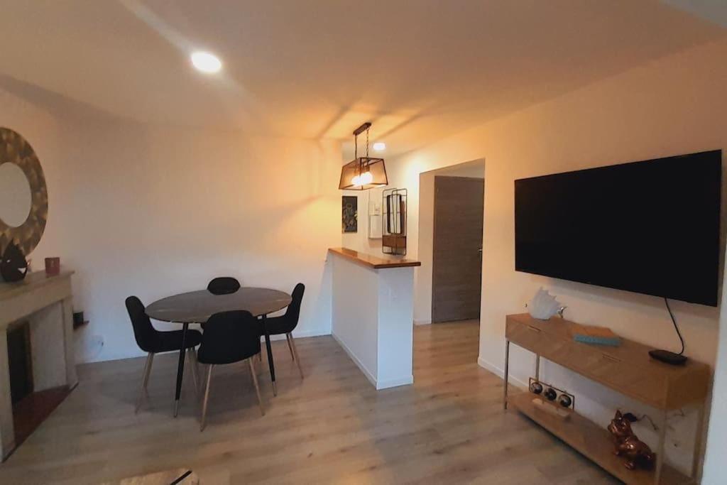 Appartement Lumineux Et Central Propriano  Exterior foto